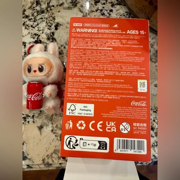 THE MONSTERS COCA-COLA SERIES-Vinyl Face—-Confirmed HAPPY FACTOR - Picture 6 of 7